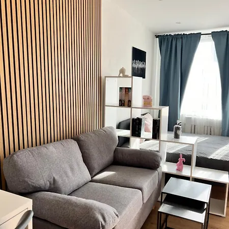 Center Apartment *